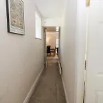 Joyces Cottage, 2 Brown Hill *