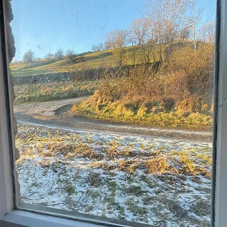 Joyces Cottage, 2 Brown Hill